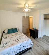 29326 32nd Pl S in Auburn, WA - Foto de edificio - Building Photo