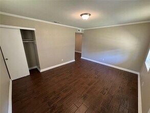 401 Elmwood Dr in Mobile, AL - Building Photo - Building Photo