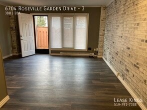 6704 Rose-Ville Garden Dr in Windsor, ON - Building Photo - Building Photo