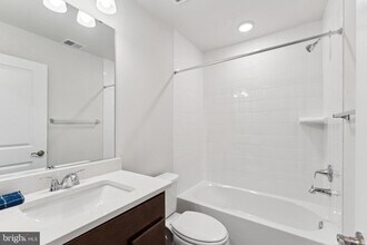 6018 Beake St in Hyattsville, MD - Building Photo - Building Photo