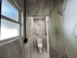 204 NW 25 St in Gainesville, FL - Building Photo - Building Photo