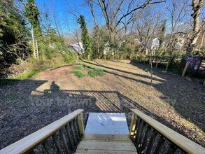 301 Elmira Pl NE in Atlanta, GA - Building Photo - Building Photo
