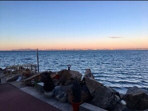 39 Castle Rd in Nahant, MA - Building Photo - Building Photo