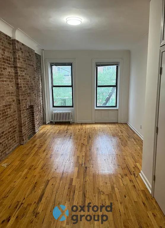 property at 141 W 67th St