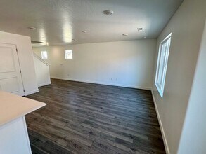 1679 S Forbidding Wy in Washington, UT - Building Photo - Building Photo