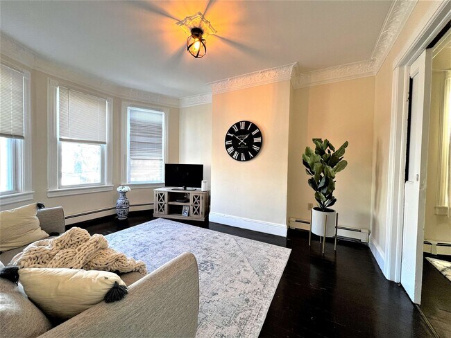 109 Oak St in Weehawken, NJ - Building Photo - Building Photo
