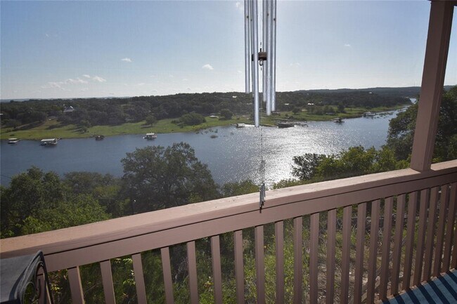 609 Nomad Dr in Spicewood, TX - Building Photo - Building Photo