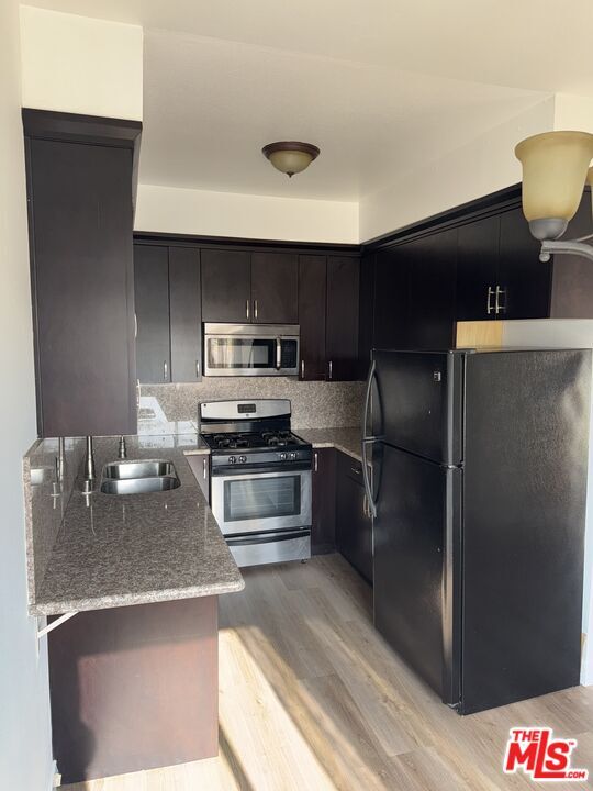 3727 Watseka Ave in Los Angeles, CA - Building Photo - Building Photo