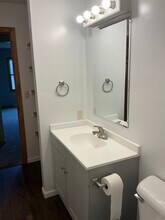38 Warner St, Unit Seville Duplex in Seville, OH - Building Photo - Building Photo