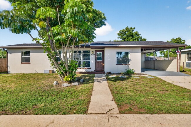2159 Gerard Ct in Port Charlotte, FL - Building Photo - Building Photo