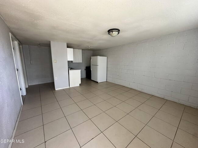 7100 4th Ave in Canutillo, TX - Building Photo - Building Photo