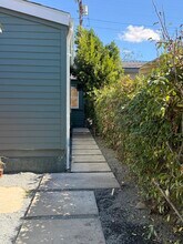 126 Franklin Ct, Unit 126.5 Franklin ct. in Glendale, CA - Building Photo - Building Photo