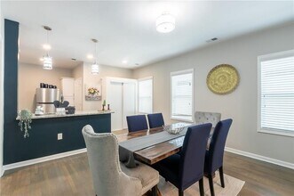 864 Dill Ave SW in Atlanta, GA - Building Photo - Building Photo