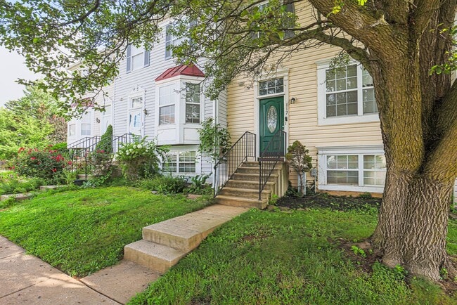 property at 117 Heron Ct