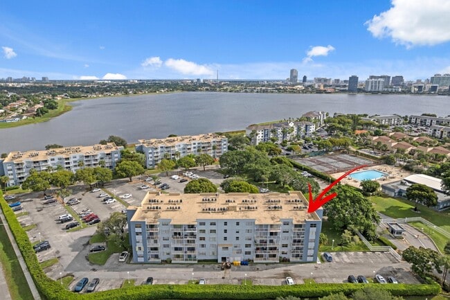 500 Executive Center Dr