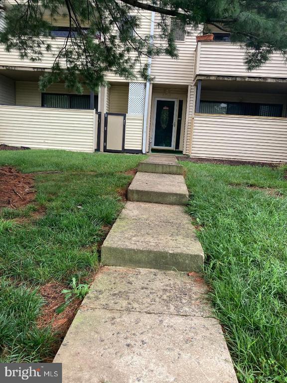 property at 8718 Village Square Dr