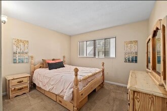 401 NW 39th Rd, Unit C in Gainesville, FL - Building Photo - Building Photo