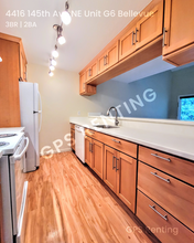 4416 145th Ave NE in Bellevue, WA - Foto de edificio - Building Photo