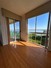 4737 Dolphin Cay Ln S in St. Petersburg, FL - Building Photo - Building Photo