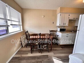 109 SE 42nd St in Oklahoma City, OK - Building Photo - Building Photo