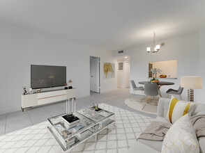 Les Monttellier Apartments in Hialeah, FL - Building Photo - Building Photo