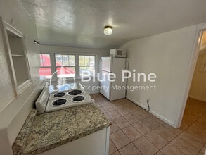 1244 S 4th Ave in Pocatello, ID - Building Photo - Building Photo