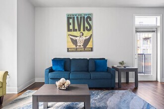 235 S Delaware St in Indianapolis, IN - Foto de edificio - Building Photo