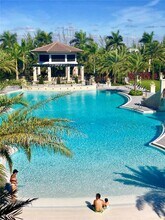 7924 NW 105th Ave in Doral, FL - Building Photo - Building Photo