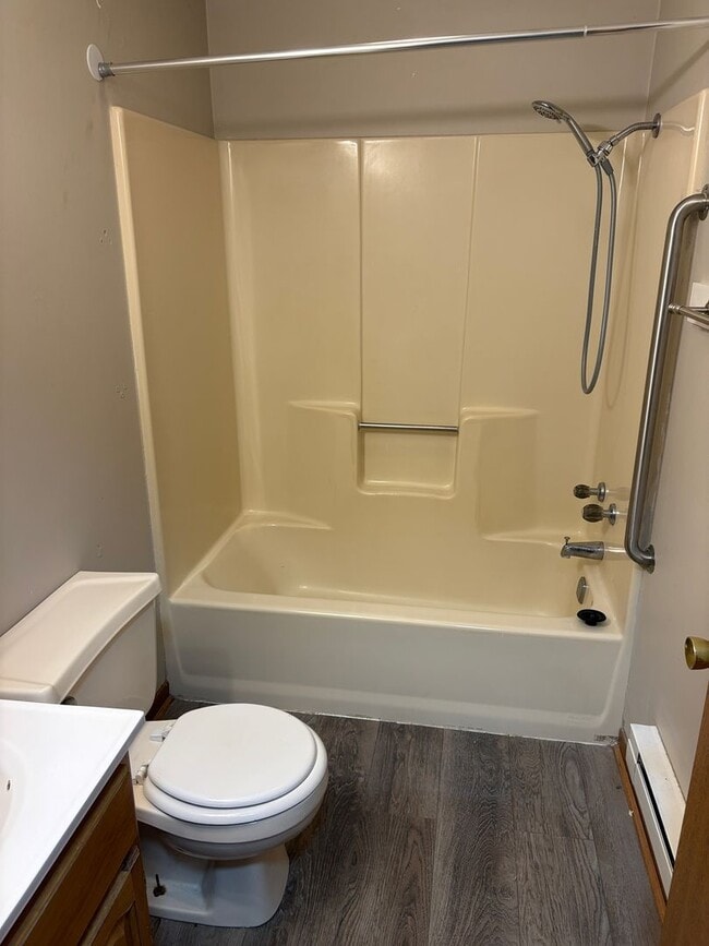 property at 408 3rd Ave SW