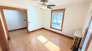 2318 Fillmore St NE in Minneapolis, MN - Building Photo - Building Photo