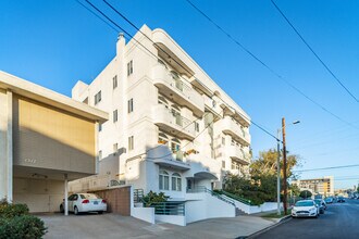 1315 S Saltair Ave in Los Angeles, CA - Building Photo - Primary Photo