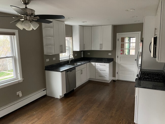 5259 N Leamington Ave in Chicago, IL - Building Photo - Building Photo