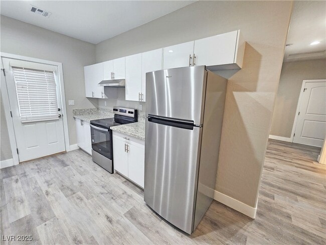 property at 1111 Sixshooter Ave