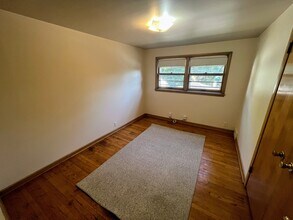6525 Powell Pl, Unit 1 in Wauwatosa, WI - Building Photo - Building Photo