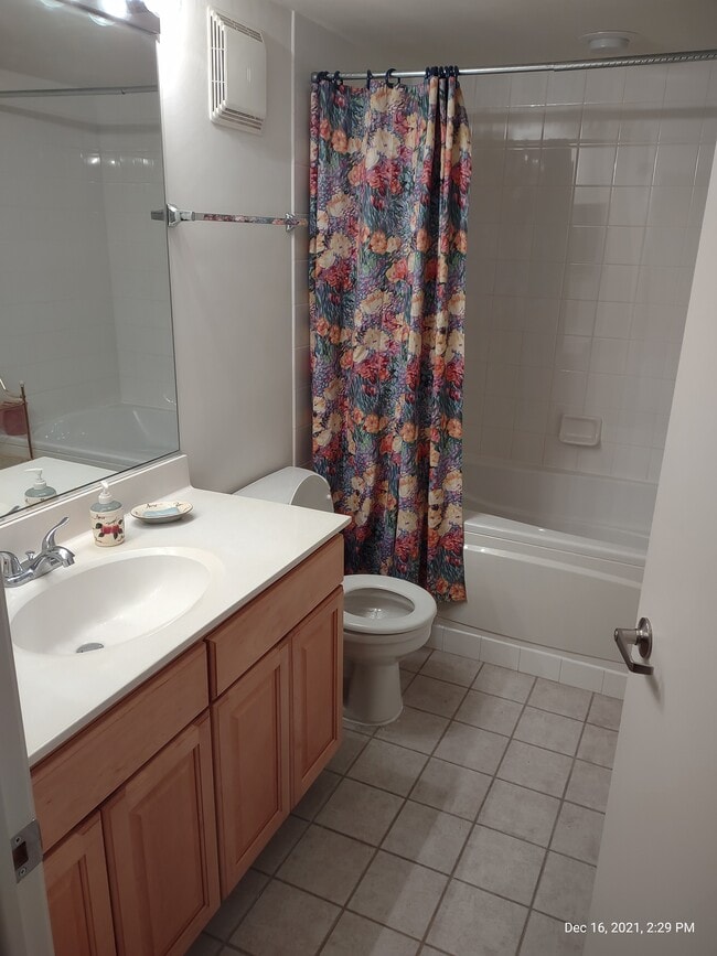 625 W Jackson Blvd, Unit 210 in Chicago, IL - Building Photo - Building Photo