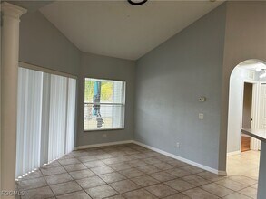 1321 SW 25th St in Cape Coral, FL - Building Photo - Building Photo