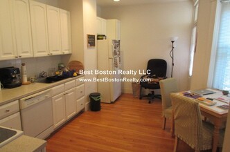 91 Trowbridge St, Unit 4 in Cambridge, MA - Building Photo - Building Photo