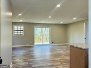 6165 Radford Dr in Riverdale, GA - Building Photo - Building Photo