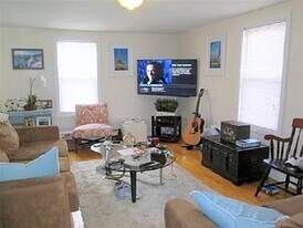 5 Clyde St, Unit 1 in Somerville, MA - Building Photo
