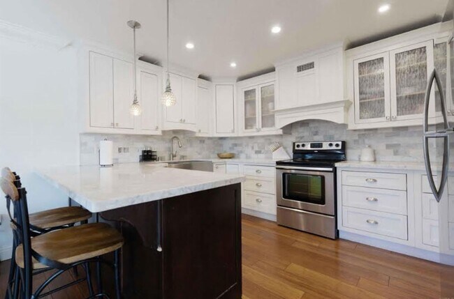 588 Portsmouth Dr in Chula Vista, CA - Building Photo - Building Photo