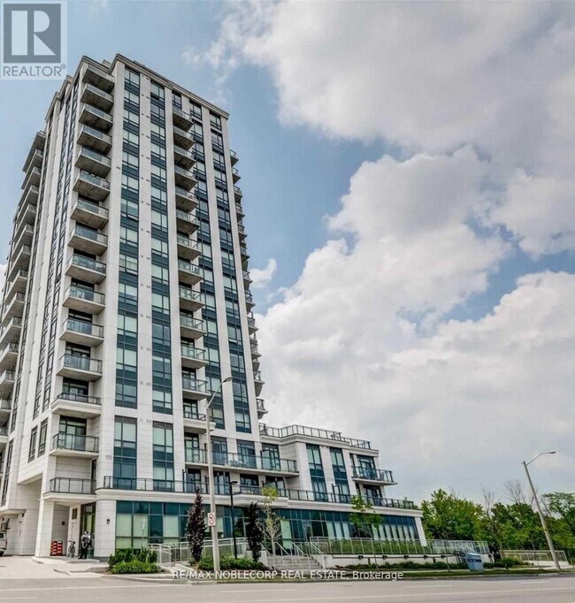 840-840 Queens Plate Dr