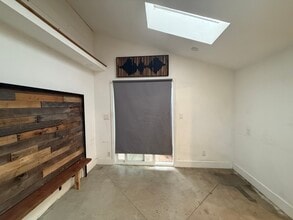 521 38th Avenue, Main Unit in Santa Cruz, CA - Building Photo - Building Photo