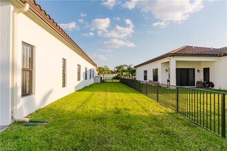 4939 Iron Horse Way, Unit 303 in Immokalee, FL - Building Photo - Building Photo