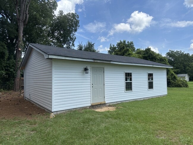 2610 Forrest Dr in Kinston, NC - Building Photo - Building Photo