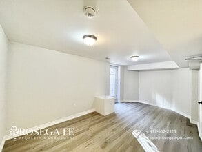 54 Fife Rd in Aurora, ON - Building Photo - Building Photo