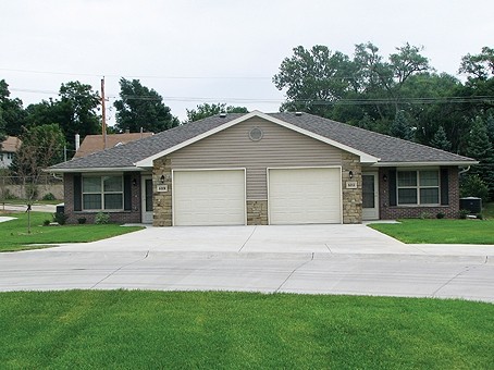 Porter Estates in Beatrice, NE - Building Photo