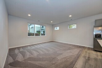 8793 75th Pl NE in Marysville, WA - Building Photo - Building Photo