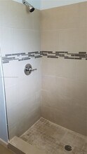 703 NW 6th St, Unit 1 in Hallandale Beach, FL - Building Photo - Building Photo