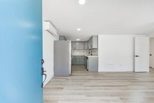 4605 Norhill Blvd in Houston, TX - Building Photo