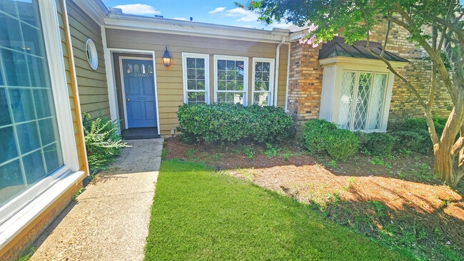 2067 Hazel Hedge Ln in Montgomery, AL - Building Photo - Building Photo
